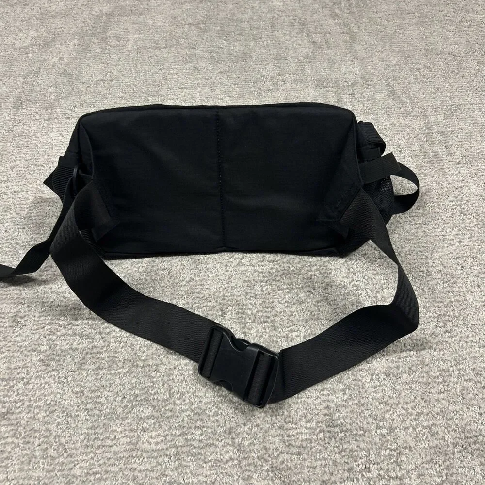 The North Face Lumbar Pack Black Hiking Waist Bag Dual Bottle Holders Adjustable